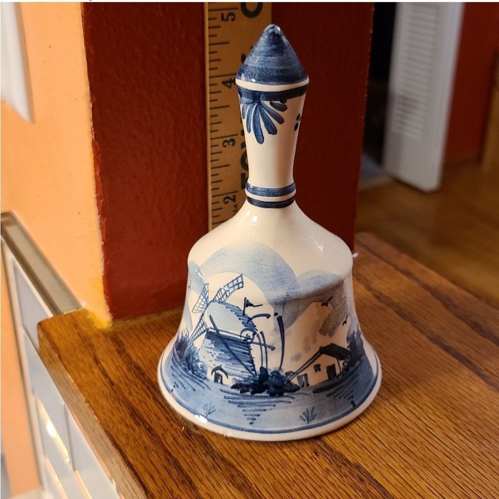 Hand painted dinner bell bundle item only!  Bundle 3+save 20%+get discount shipp